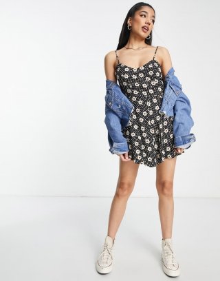 Miss Selfridge strappy romper in mono heart daisy