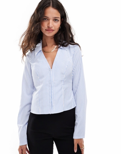 Miss Selfridge poplin fitted shirt in light blue stripe